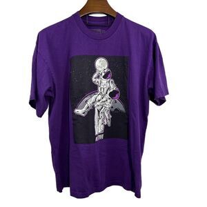 MILLION DOLLA MOTIVE‎ Mens Purple SS T-Shirt Moonman Dunk Print Size 2XL